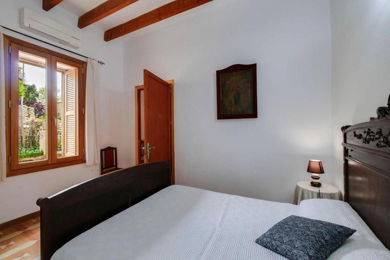 Holiday home Can Tianet